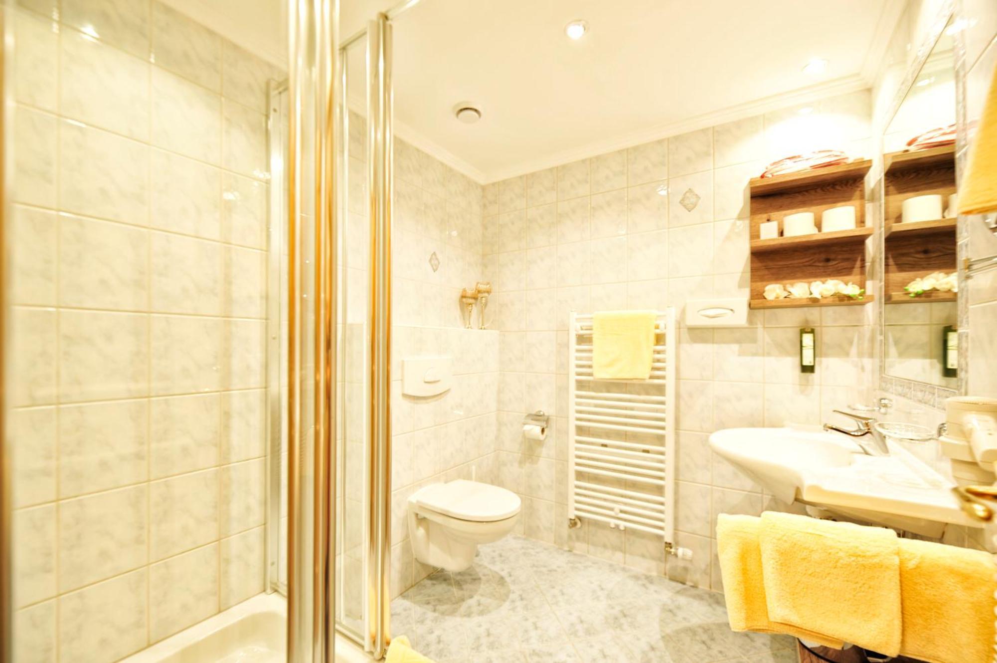 Hotel Garni Bellevue Ішгль Екстер'єр фото